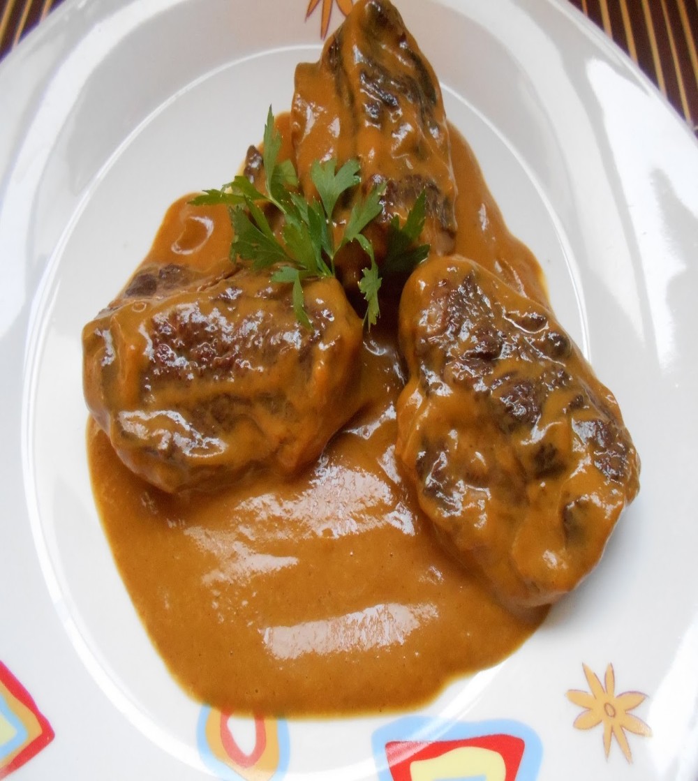 CARRILLERAS DE TERNERA EN SALSA